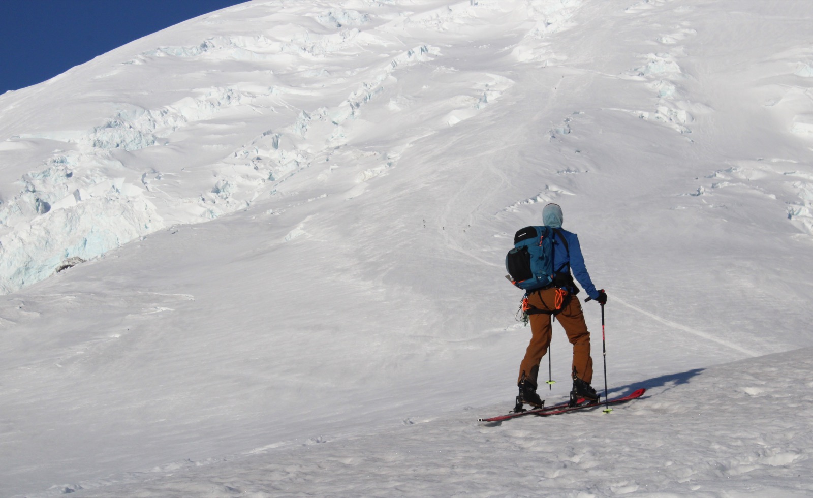 Looking over at the Emmons glacier.